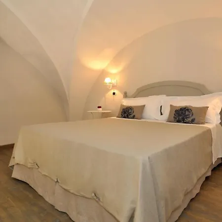 Don Alfonso Dimora D'Epoca Bed & Breakfast Racale Exterior photo