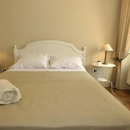 Don Alfonso Dimora D'Epoca Bed & Breakfast Racale Exterior photo