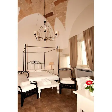Don Alfonso Dimora D'Epoca Bed & Breakfast Racale Exterior photo