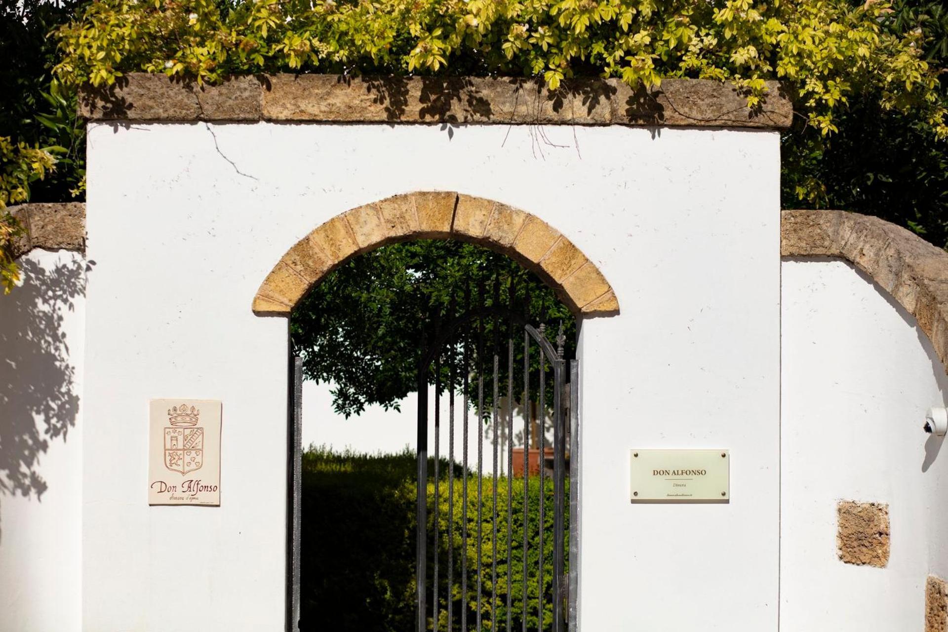 Bed & Breakfast Don Alfonso Dimora D'epoca 4*