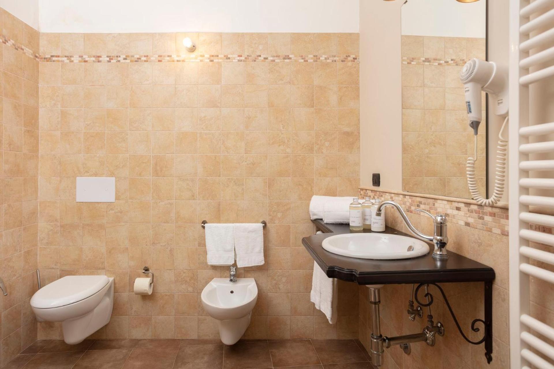 Don Alfonso Dimora D'epoca Bed & Breakfast 4*